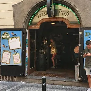 Dn Pub Appartamento Praga
